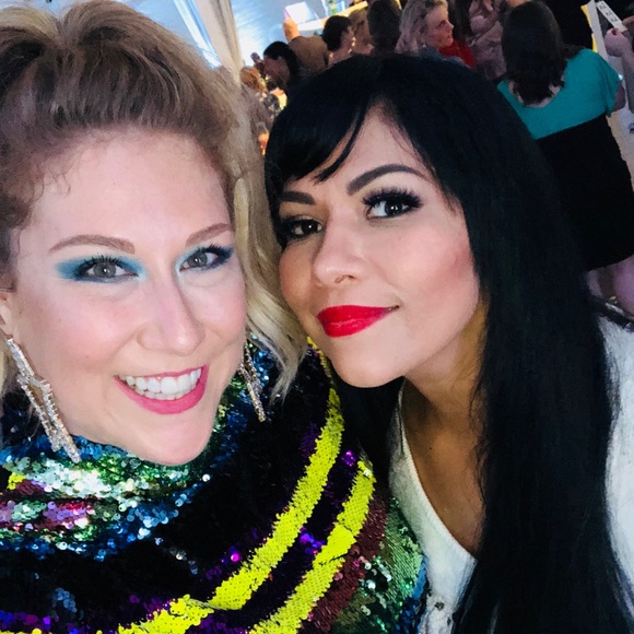 Poshfest Speaker. IG @theeelorena  @chictowear - Picture 5 of 14